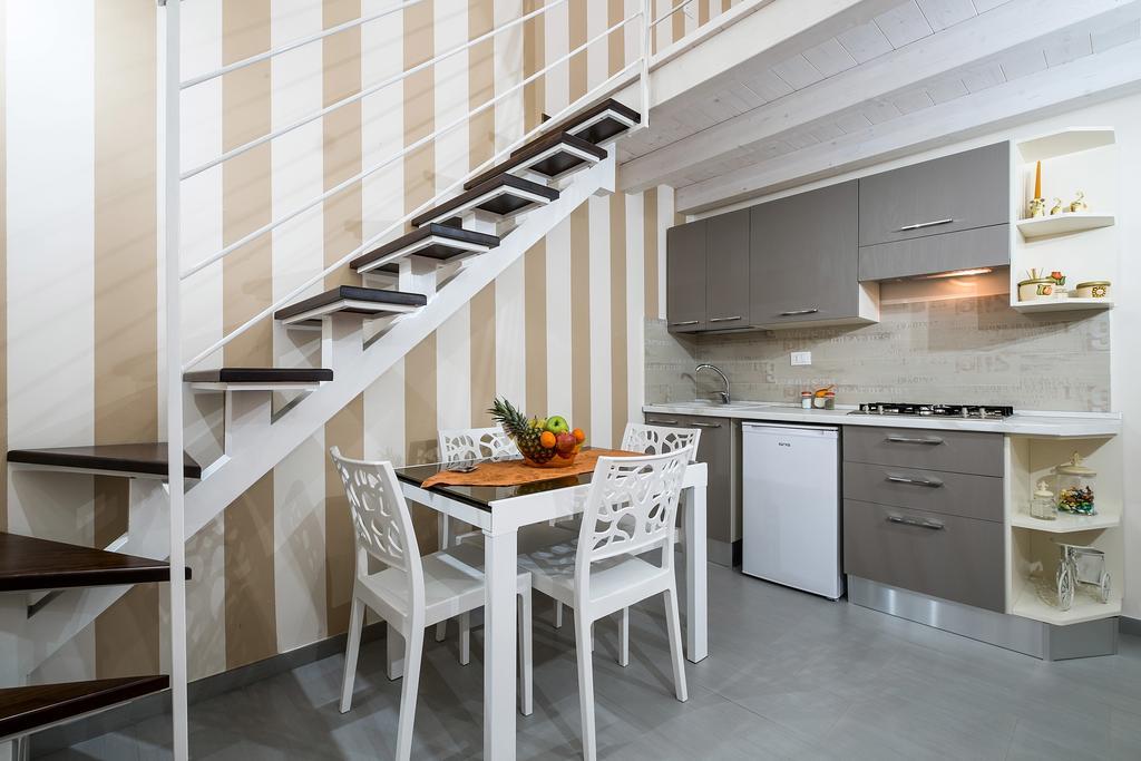 Quattro Canti Apartments ปาแลร์โม ห้อง รูปภาพ