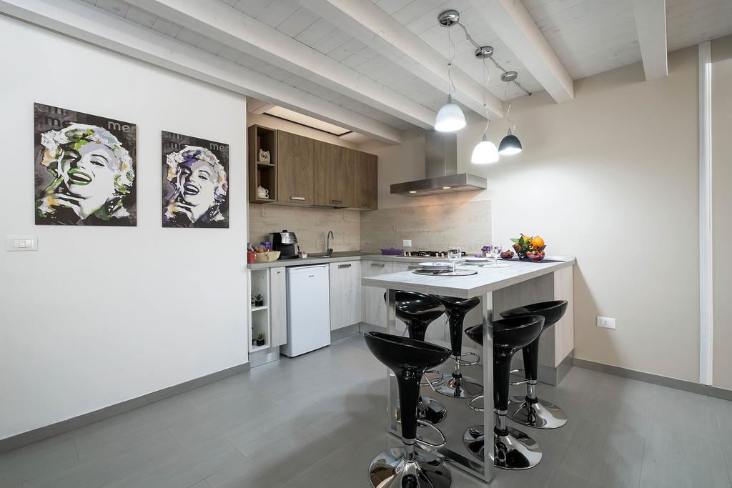 Quattro Canti Apartments ปาแลร์โม ภายนอก รูปภาพ