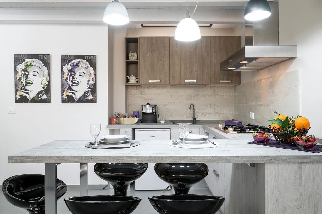 Quattro Canti Apartments ปาแลร์โม ภายนอก รูปภาพ